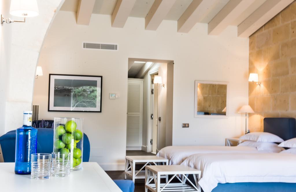 Cugo Gran Menorca Guest House Mahon  Bagian luar foto